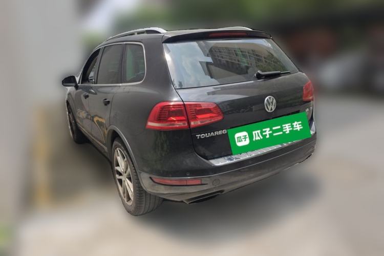 Used Volkswagen Touareg 2015 3.0 TSI Luxury Model Rear Left 45 Deg