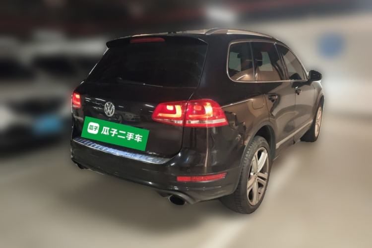 Used Volkswagen Touareg 2015 3.0 TSI Audacious Limited Edition Rear Right 45 Deg