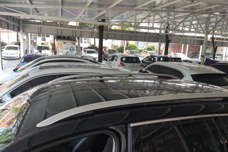 Used Volkswagen Touareg 2015 3.0 TSI Standard Model Roof