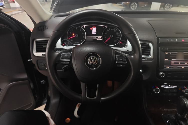 Used Volkswagen Touareg 2015 3.0 TSI Standard Model Steering Wheel