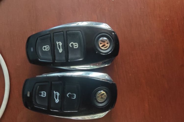Used Volkswagen Touareg 2015 3.0 TSI Standard Model Vehicle Key