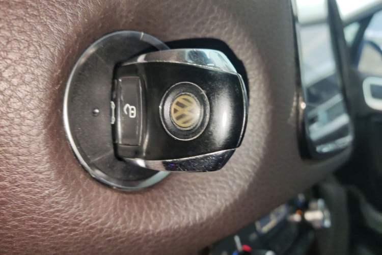 Used Volkswagen Touareg 2015 3.0 TSI Standard Model Vehicle Key