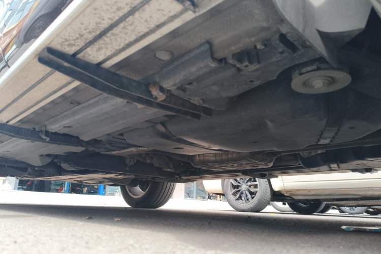 Used Volkswagen Touareg 2015 3.0 TSI Luxury Model Chassis Rear Left