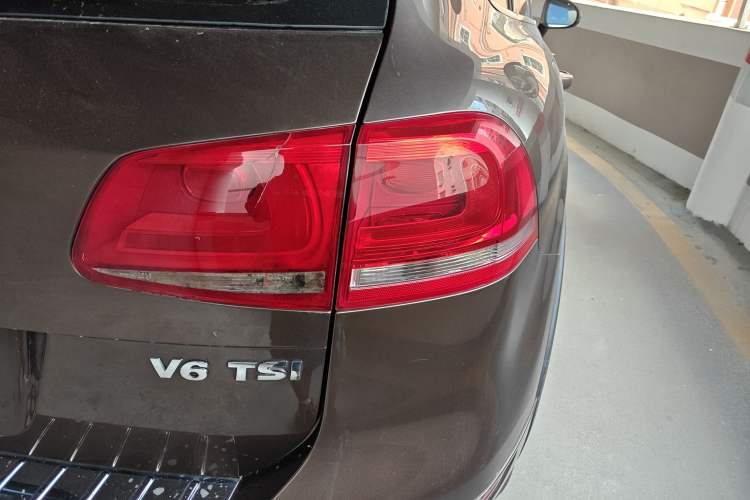 Used Volkswagen Touareg 2015 3.0 TSI Standard Model Exterior 1