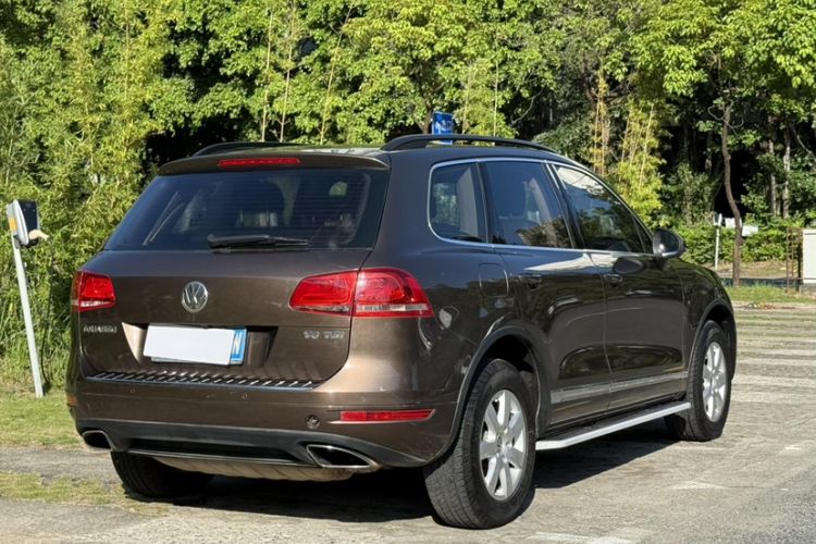 Used Volkswagen Touareg 2015 3.0 TSI Standard Model Exterior 5