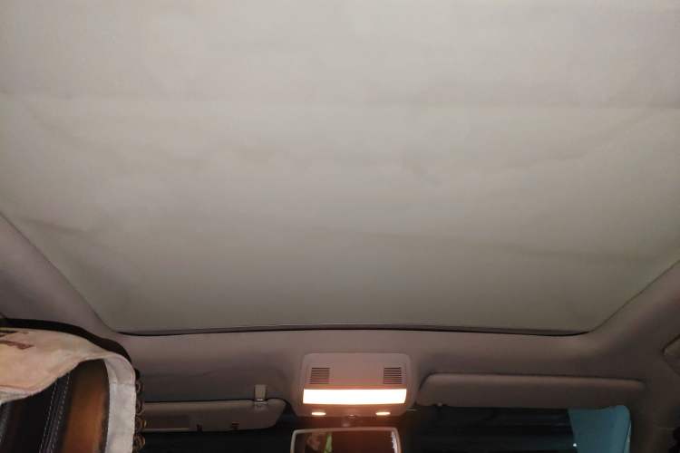 Used Volkswagen Touareg 2015 3.0 TSI Standard Model Headliner