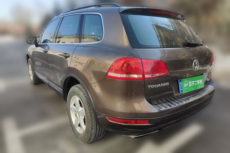 Used Volkswagen Touareg 2015 3.0 TSI Comfort Model Rear Left 45 Deg