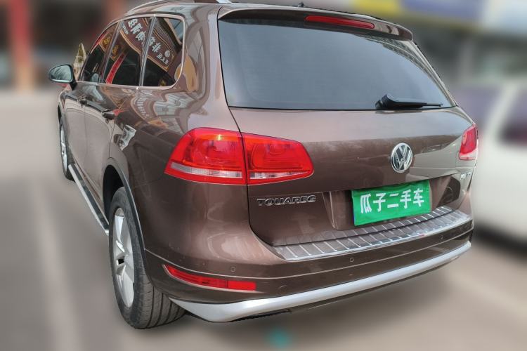 Used Volkswagen Touareg 2015 3.0 TSI Luxury Model Rear Left 45 Deg
