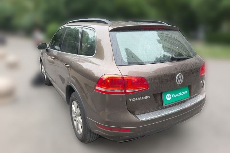 Used Volkswagen Touareg 2015 3.0 TSI Comfort Model Rear Left 45 Deg
