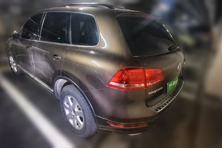 Used Volkswagen Touareg 2015 3.0 TSI Standard Model Rear Left 45 Deg