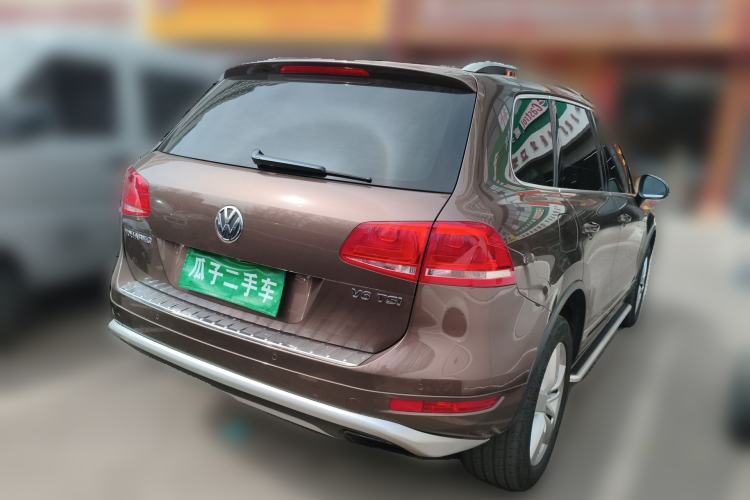 Used Volkswagen Touareg 2015 3.0 TSI Luxury Model Rear Right 45 Deg