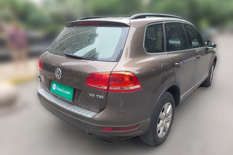 Used Volkswagen Touareg 2015 3.0 TSI Comfort Model Rear Right 45 Deg