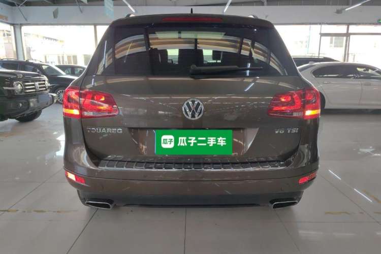 Used Volkswagen Touareg 2015 3.0 TSI Comfort Model Rear