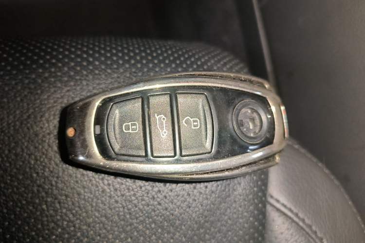 Used Volkswagen Touareg 2015 3.0 TSI Luxury Model Vehicle Key