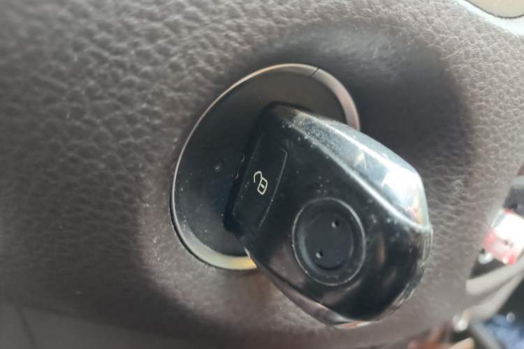 Used Volkswagen Touareg 2015 3.0 TSI Comfort Model Vehicle Key
