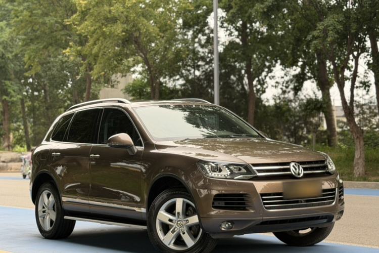 Used Volkswagen Touareg 2015 3.0 TSI Luxury Model Exterior 8