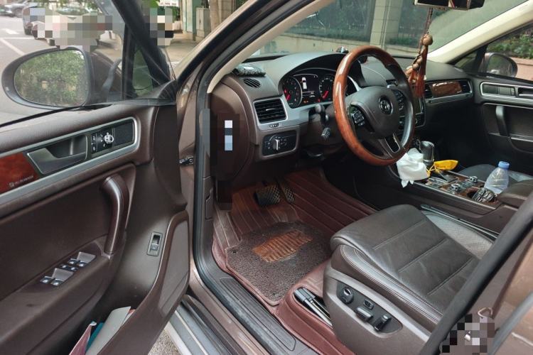 Used Volkswagen Touareg 2015 3.0 TSI Comfort Model Driver Seat
