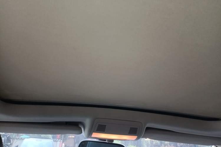 Used Volkswagen Touareg 2015 3.0 TDI Diesel Standard Model Headliner