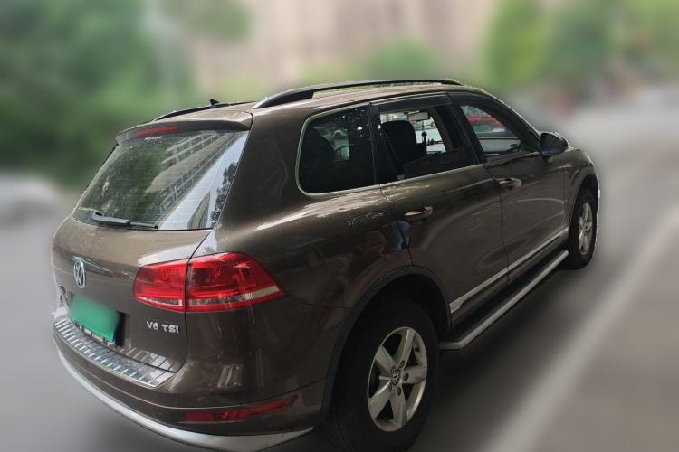 Used Volkswagen Touareg 2015 3.0 TSI Comfort Model Rear Right 45 Deg