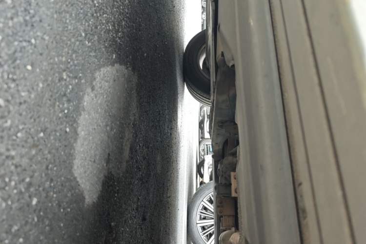 Used Volkswagen Touareg 2015 3.0 TSI Comfort Model Chassis Front Left