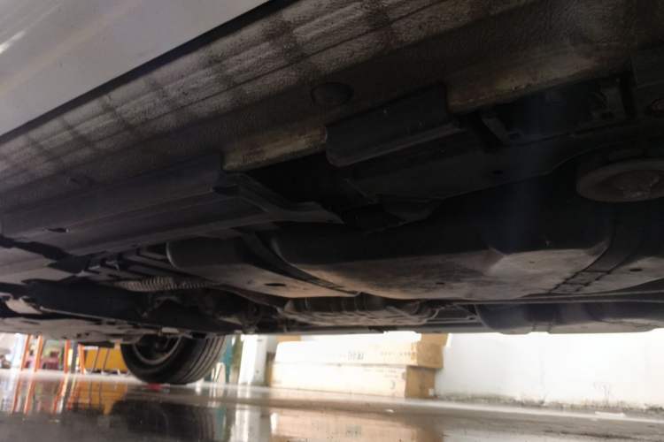 Used Volkswagen Touareg 2015 3.0 TSI Standard Model Chassis Rear Left