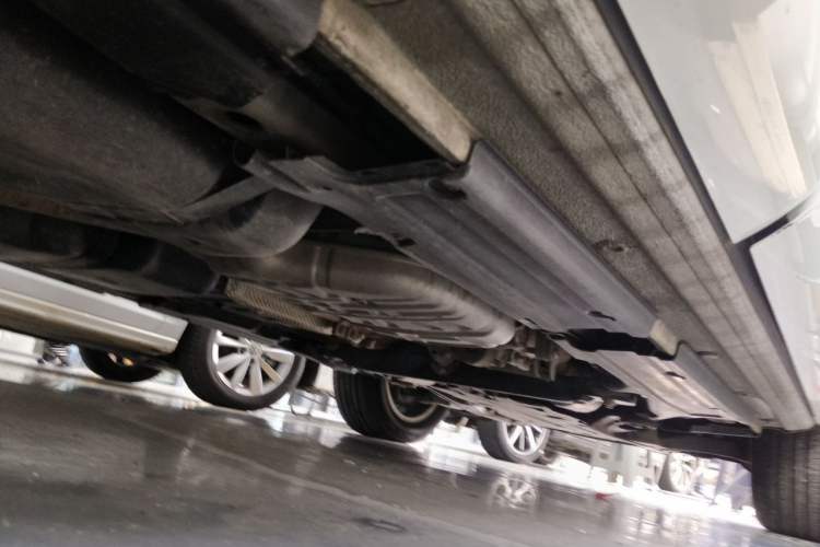 Used Volkswagen Touareg 2015 3.0 TSI Standard Model Chassis Rear Right