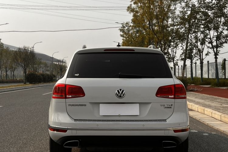 Used Volkswagen Touareg 2015 3.0 TSI Standard Model Exterior 1