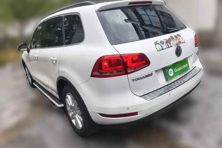 Used Volkswagen Touareg 2015 3.0 TSI High-End Model Exterior 3