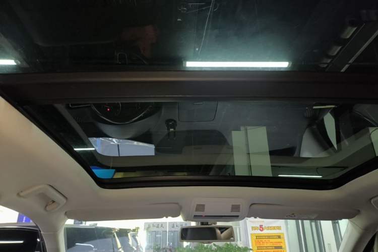 Used Volkswagen Touareg 2015 3.0 TSI Standard Model Headliner