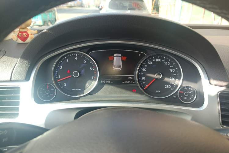 Used Volkswagen Touareg 2015 3.0 TSI Standard Model Instrument Cluster