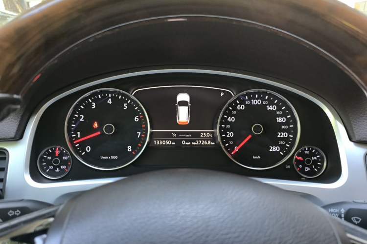 Used Volkswagen Touareg 2015 3.0 TSI Audacious Limited Edition Instrument Cluster
