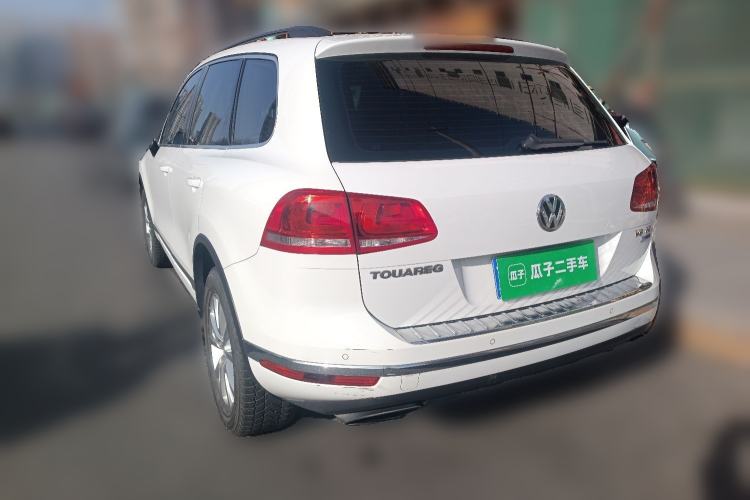 Used Volkswagen Touareg 2015 3.0 TSI Standard Model Rear Left 45 Deg