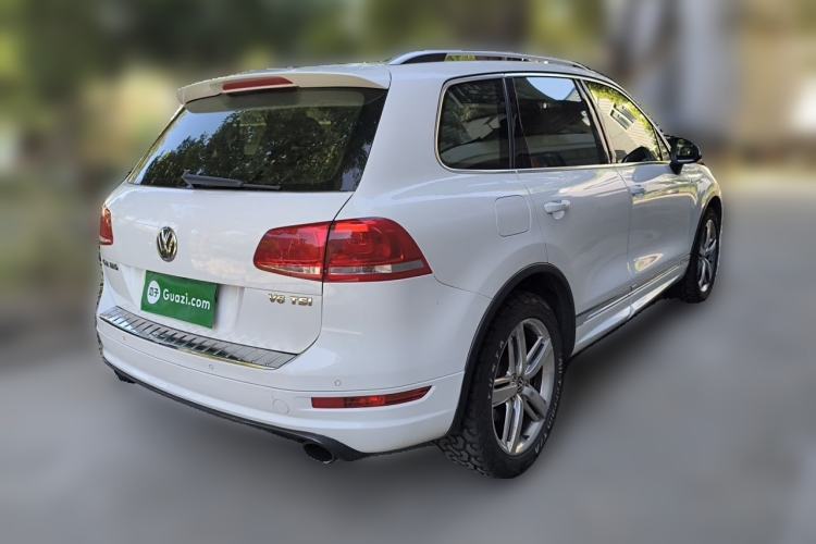 Used Volkswagen Touareg 2015 3.0 TSI Audacious Limited Edition Rear Right 45 Deg