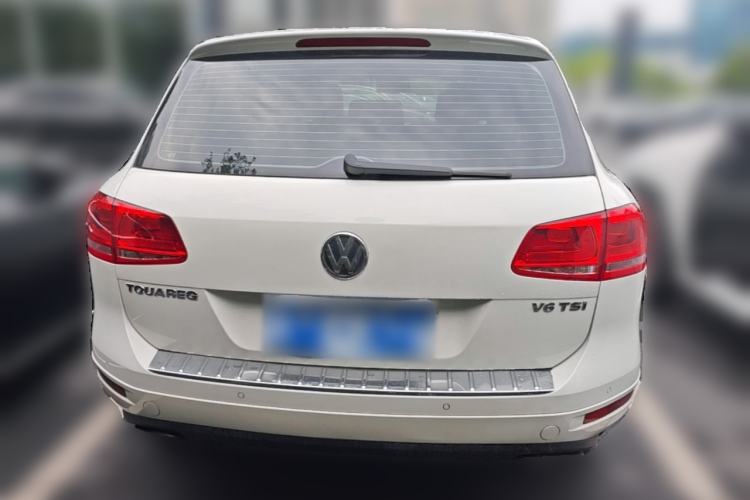 Used Volkswagen Touareg 2015 3.0 TSI Comfort Model Rear