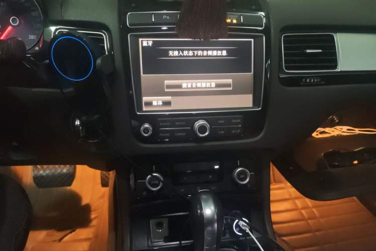 Used Volkswagen Touareg 2016 3.0 TSI Standard Version Audio And AC Panel