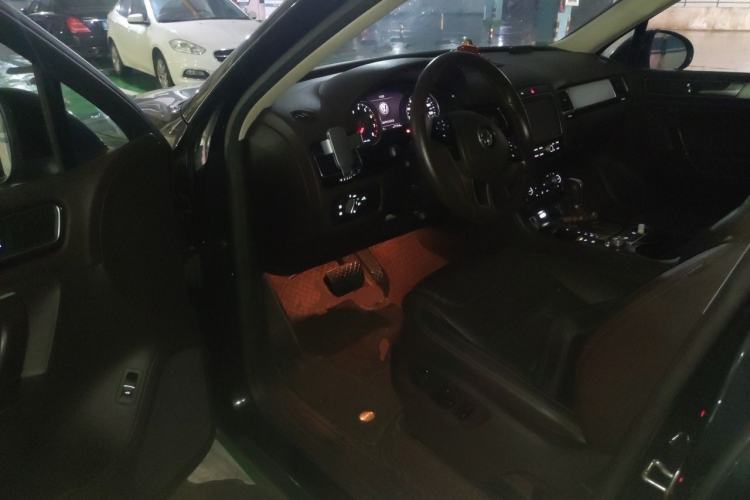 Used Volkswagen Touareg 2016 3.0 TSI Ignis Edition Driver Seat