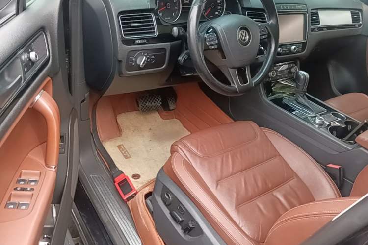 Used Volkswagen Touareg 2016 3.0 TSI Standard Version Driver Seat