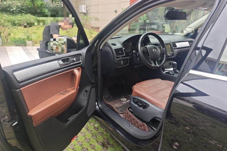 Used Volkswagen Touareg 2016 3.0 TSI Ignis Edition Driver Seat