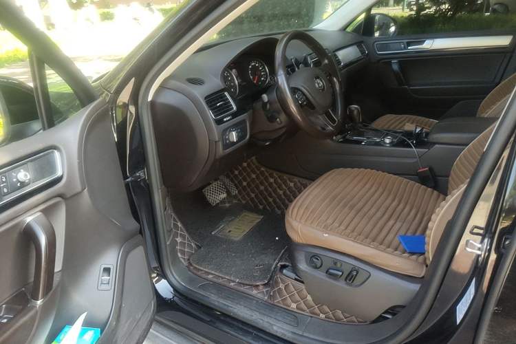 Used Volkswagen Touareg 2016 3.0 TSI Ignis Edition Driver Seat