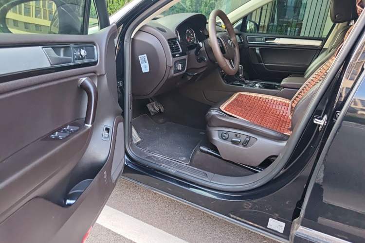 Used Volkswagen Touareg 2016 3.0 TSI Standard Version Driver Seat