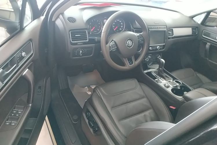 Used Volkswagen Touareg 2016 3.0 TSI Ignis Edition Driver Seat