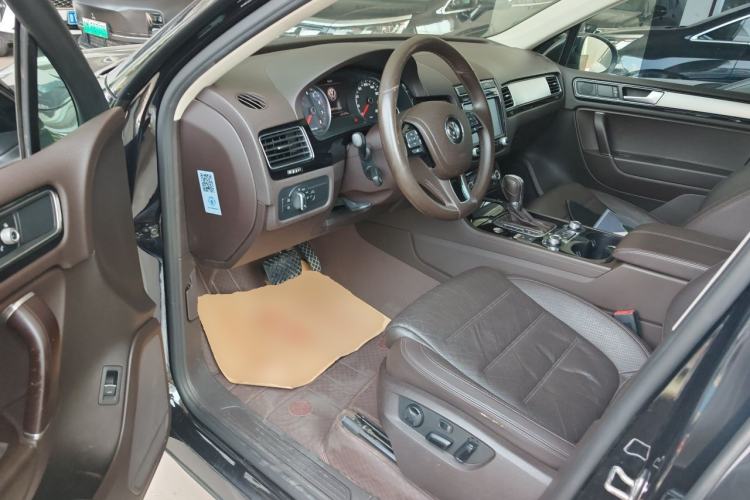 Used Volkswagen Touareg 2016 3.0 TSI Ignis Edition Driver Seat