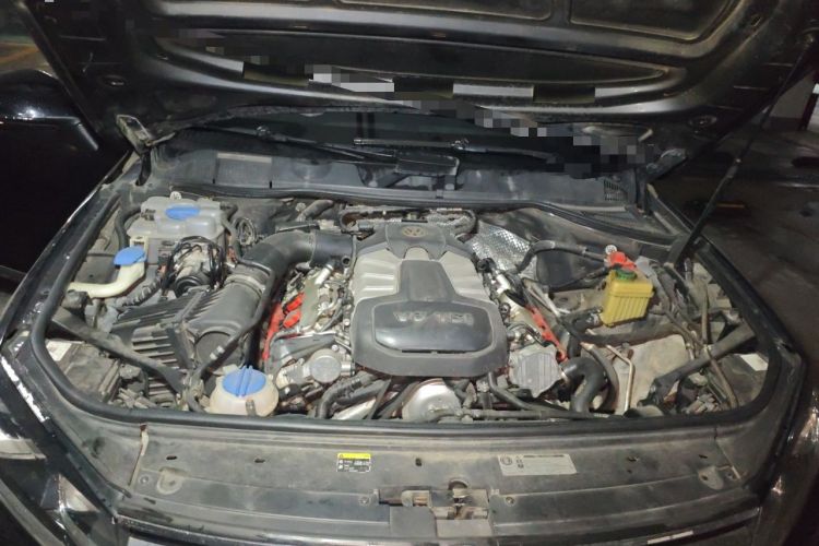 Used Volkswagen Touareg 2016 3.0 TSI Ignis Edition Engine Bay