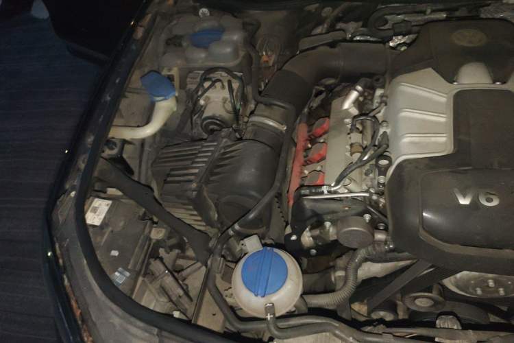 Used Volkswagen Touareg 2016 3.0 TSI Ignis Edition Engine Bay Right