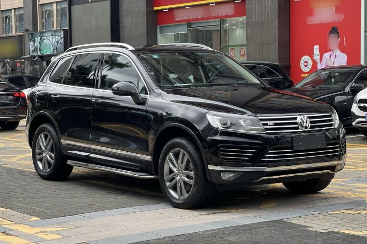 Used Volkswagen Touareg 2016 3.0 TSI High-End Version Exterior 2