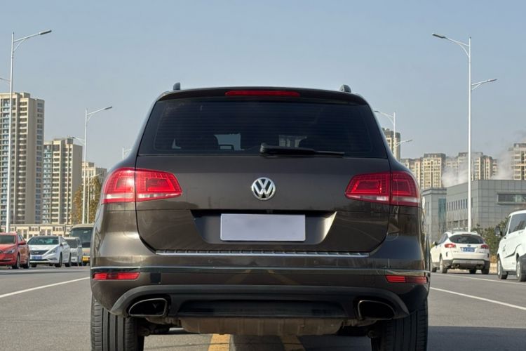 Used Volkswagen Touareg 2016 3.0 TSI Standard Version Exterior 5