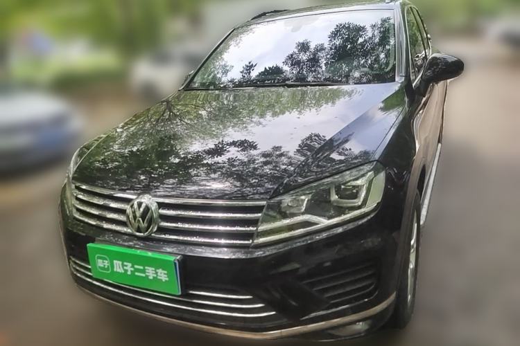 Used Volkswagen Touareg 2016 3.0 TSI Standard Version Front