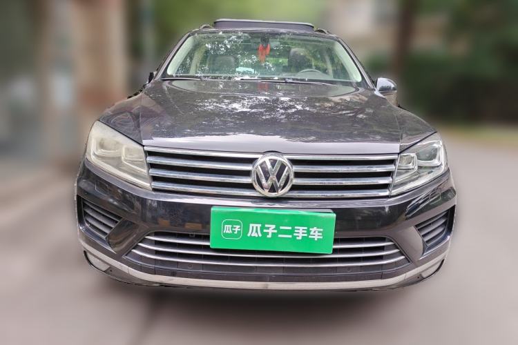 Used Volkswagen Touareg 2016 3.0 TSI Standard Version Front