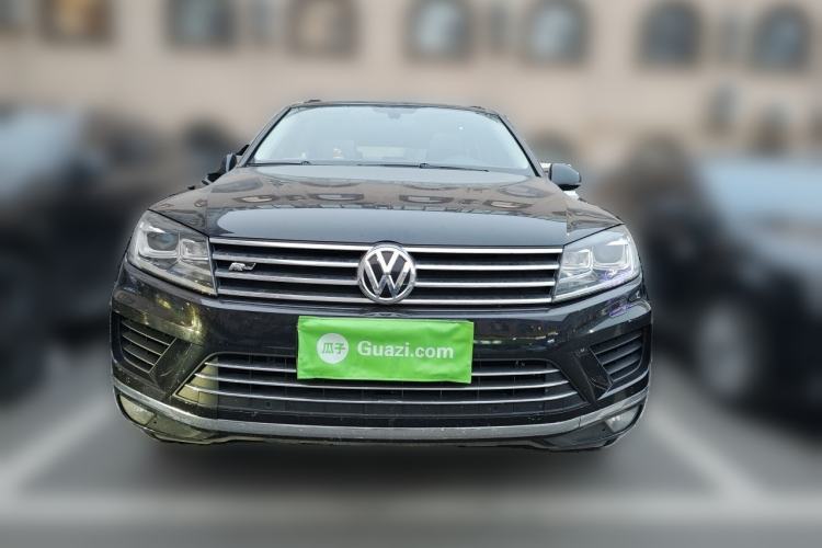 Used Volkswagen Touareg 2016 3.0 TSI Standard Version Front