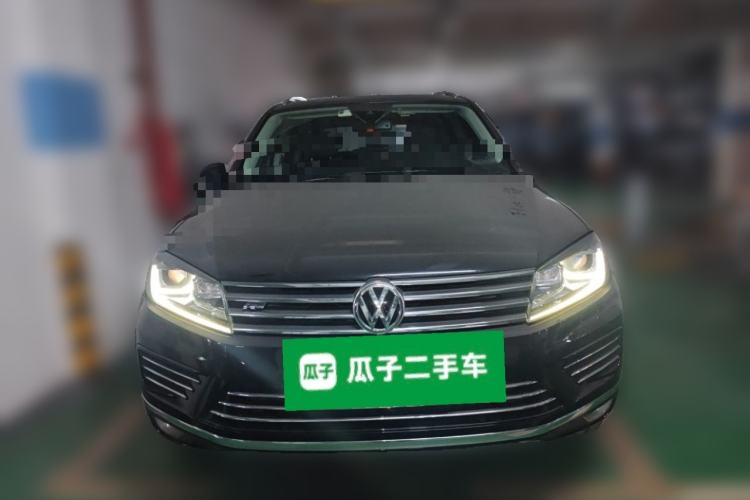 Used Volkswagen Touareg 2016 3.0 TSI High-End Version Front